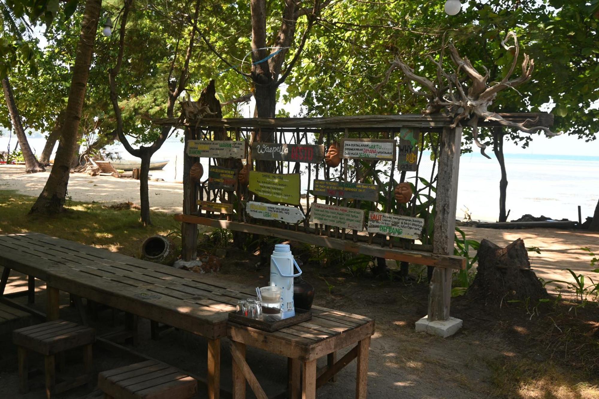 Bunga Jabe Vila Ilhas Karimunjava Exterior foto