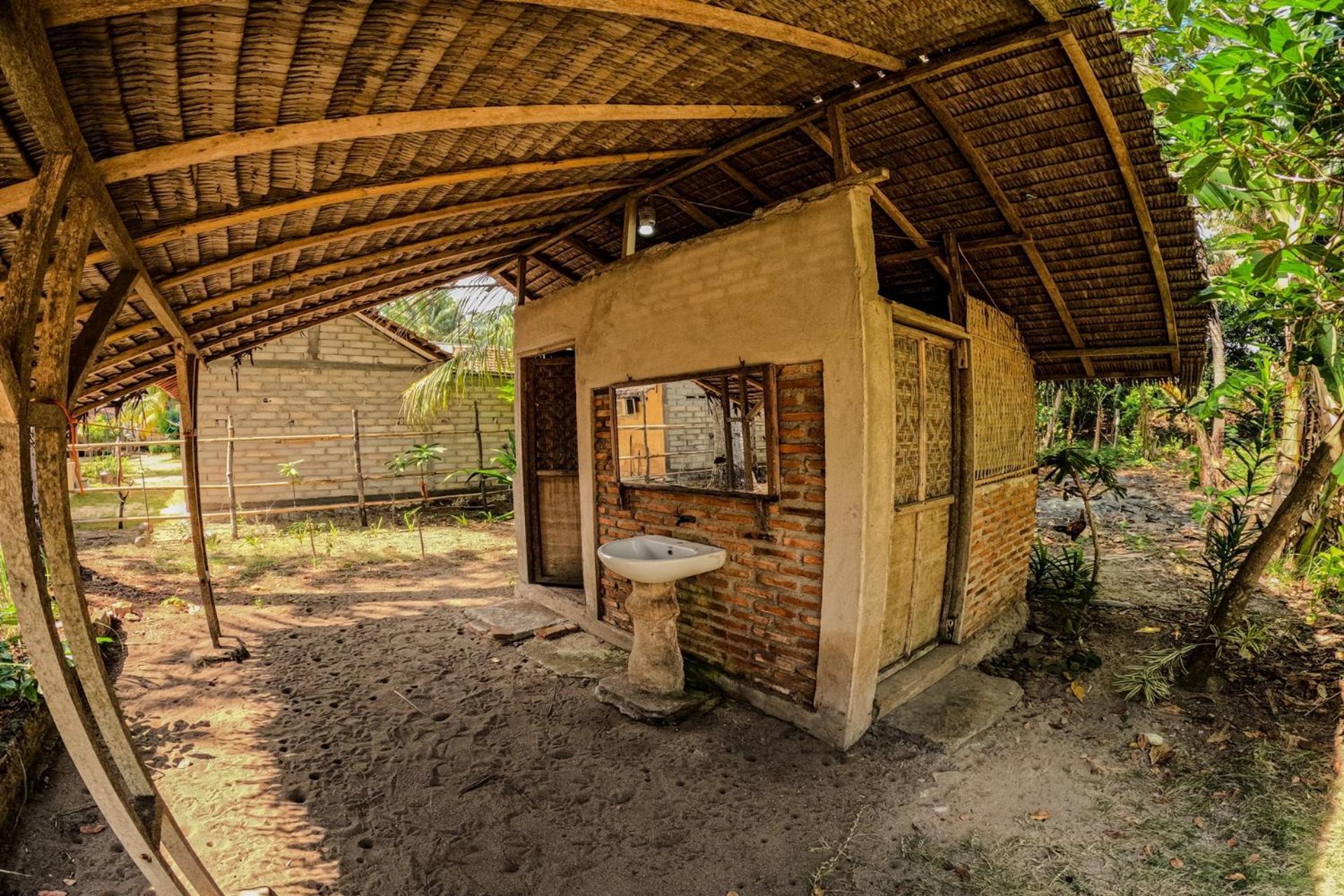 Bunga Jabe Vila Ilhas Karimunjava Exterior foto