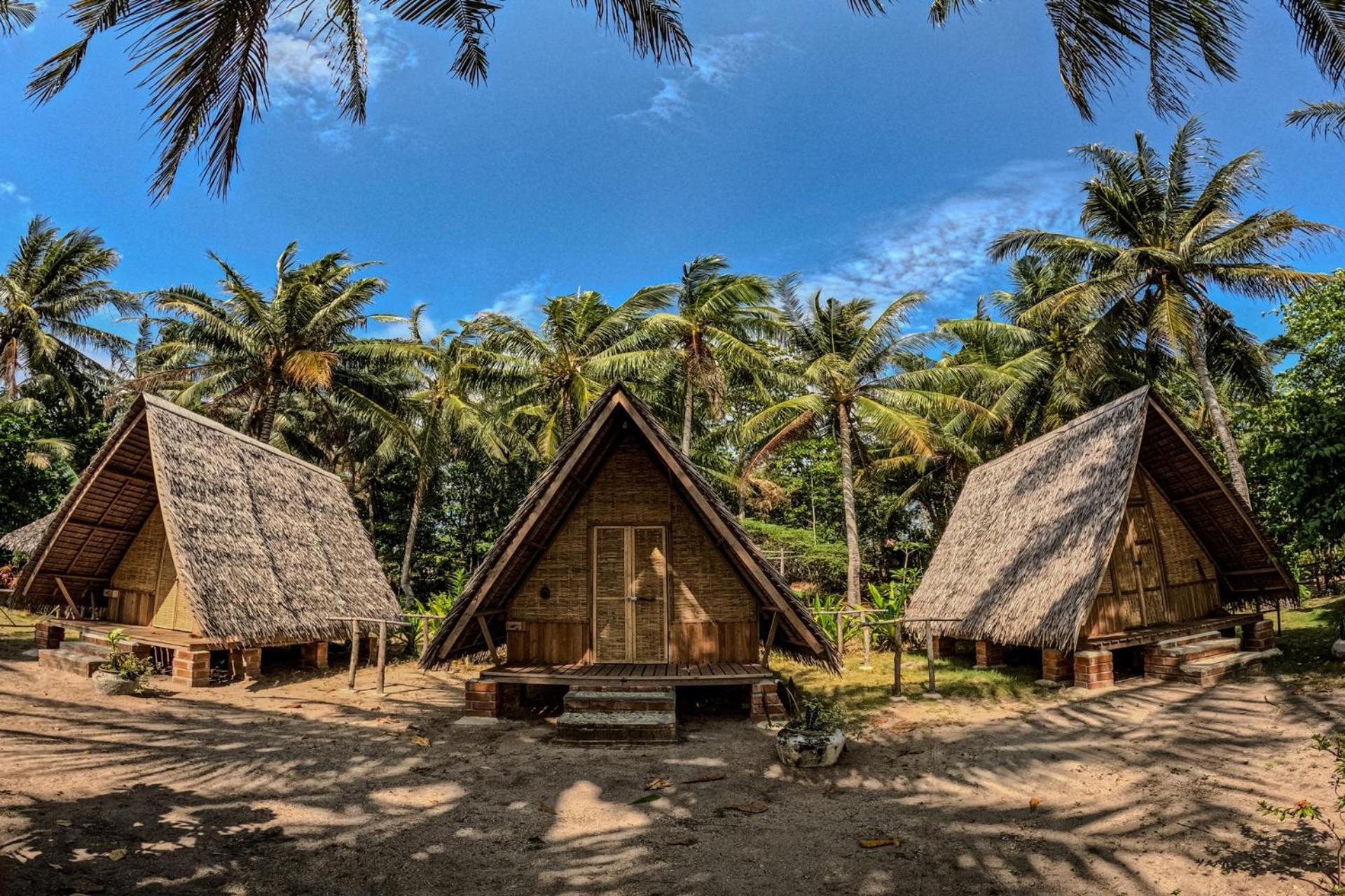 Bunga Jabe Vila Ilhas Karimunjava Exterior foto